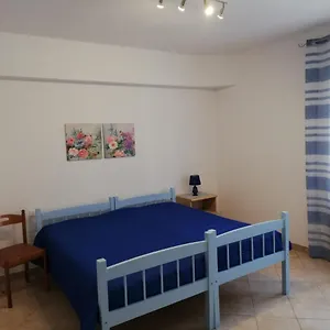 Central Apartments Del Golfo Appartamento